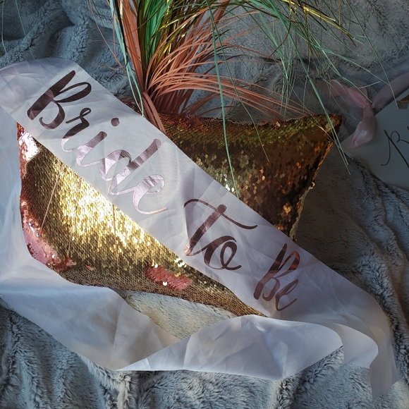 Bride-To-Be Sashes - Picture 2 of 9